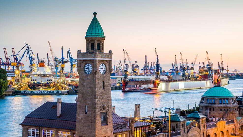 Набережная Эльбы и вид на гамбургский порт | Getty Images